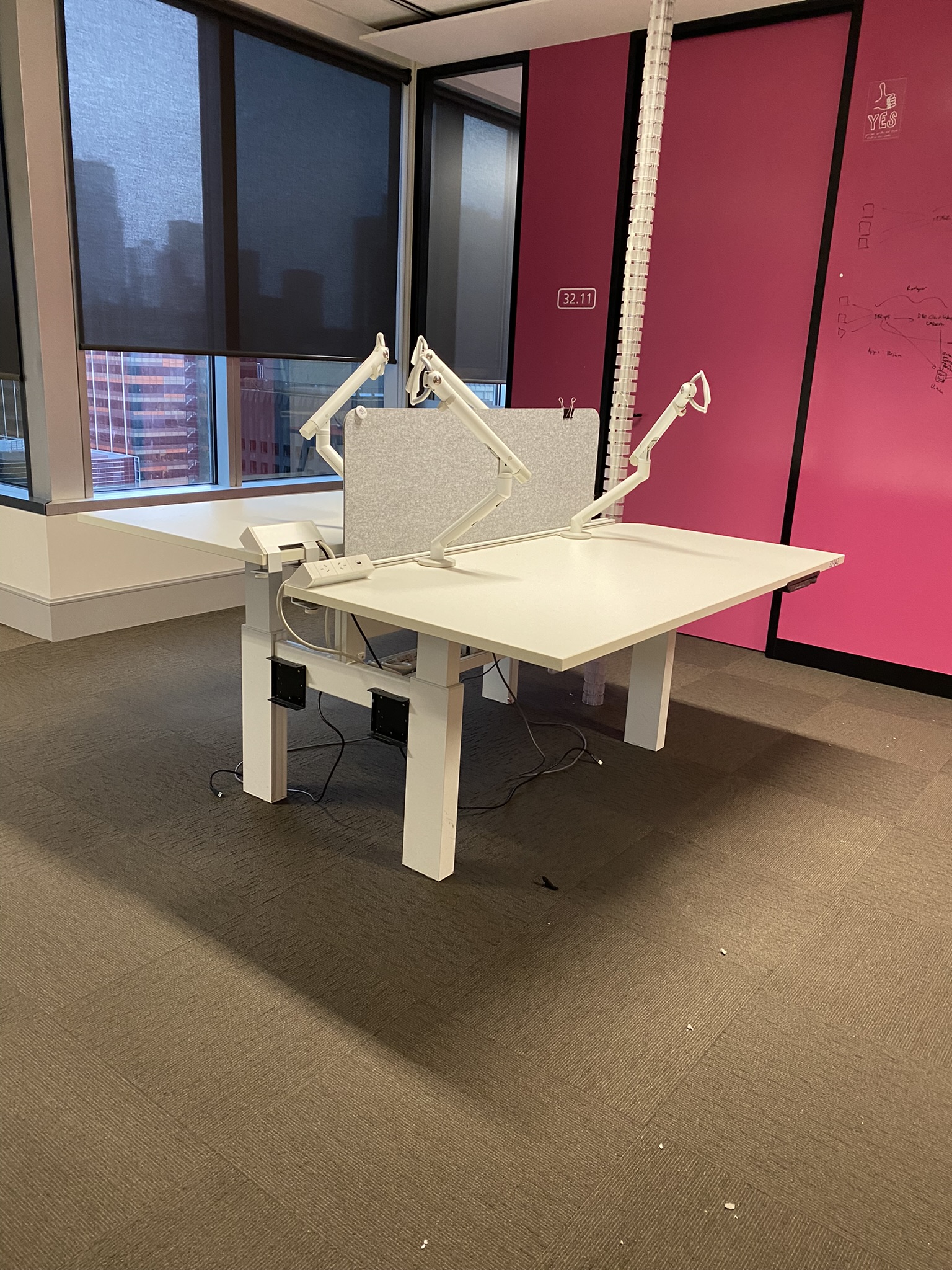 Second Hand Genuine Schiavello Manual Height Adjustable 2Person Multi