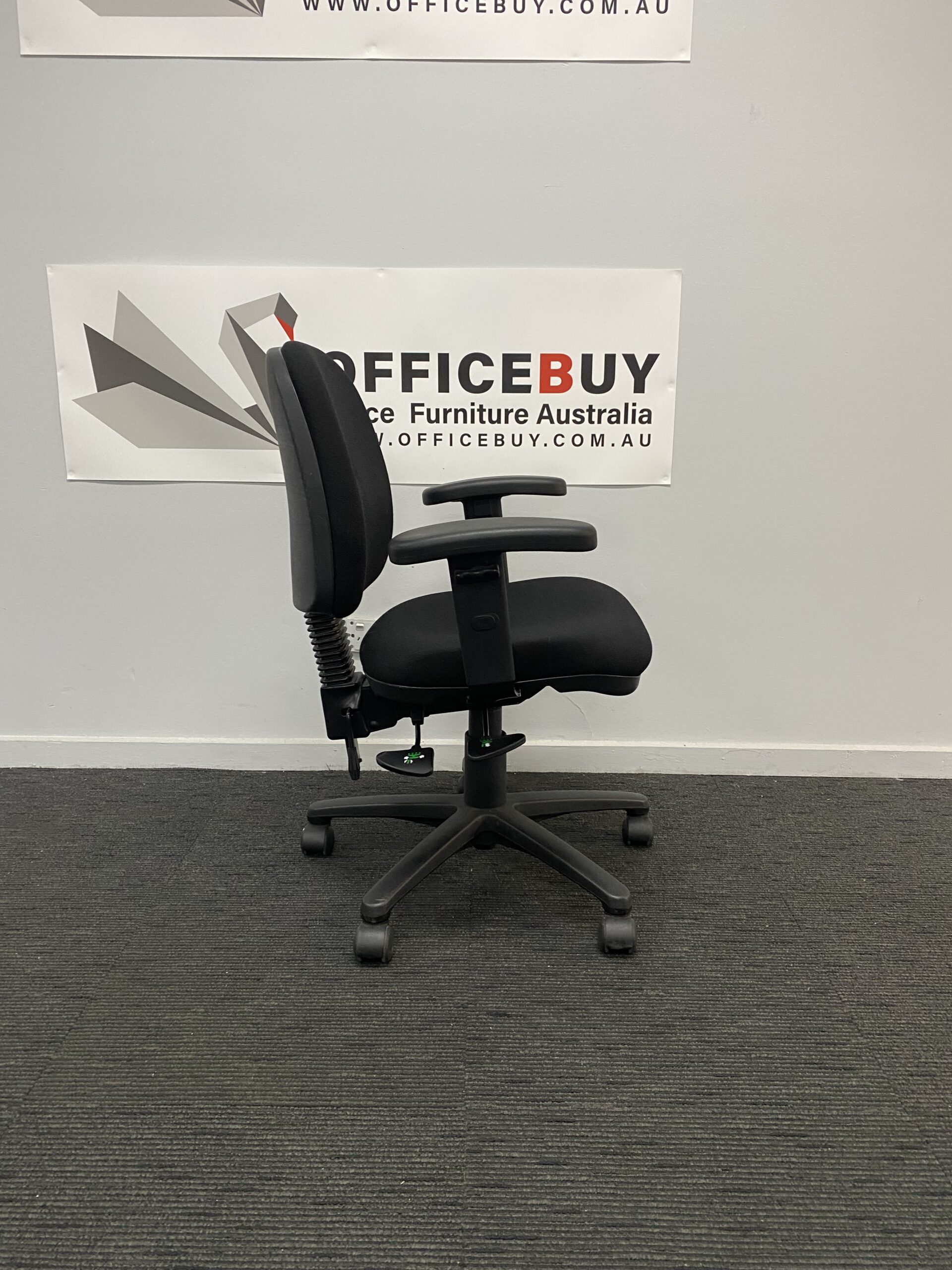 Second Hand Gas Lift Ergonomic Chair with ArmrestsBlack6 available