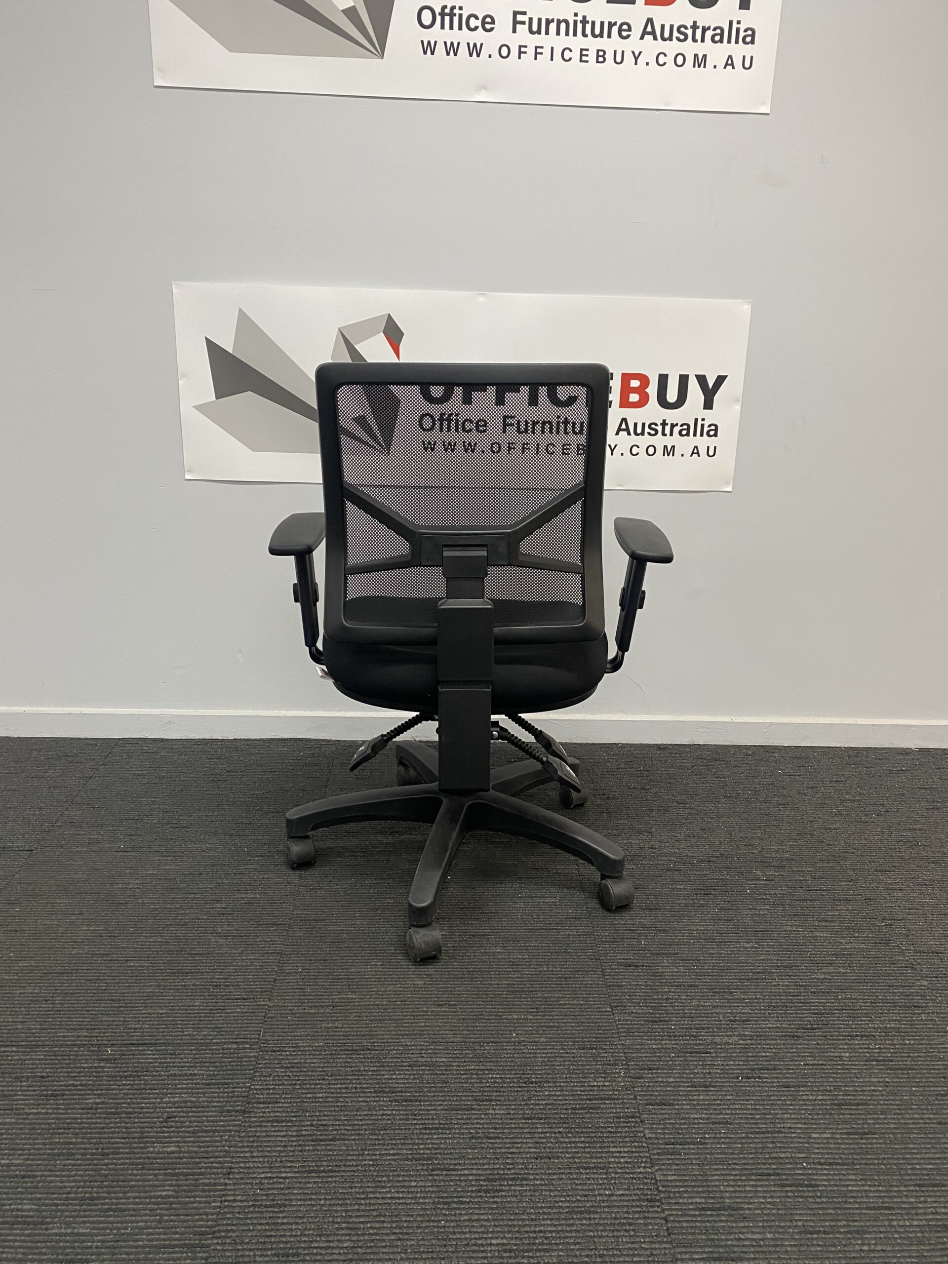 Second Hand PAGO Mesh Back Ergonomic Chair with ArmrestsBlack3