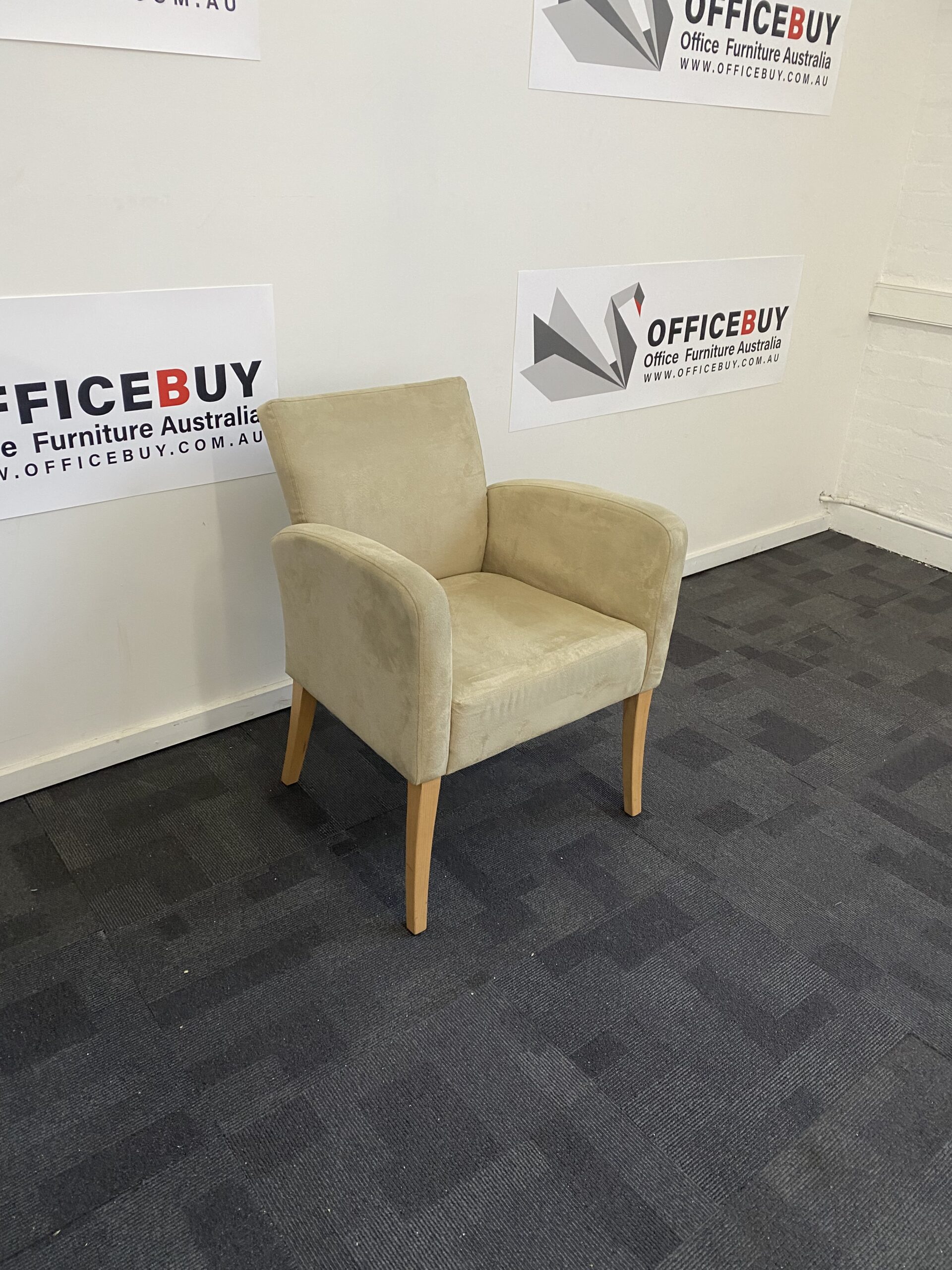 Second Hand Tub Chair/ArmchairSuede Seat with Timber LegsLight Beige