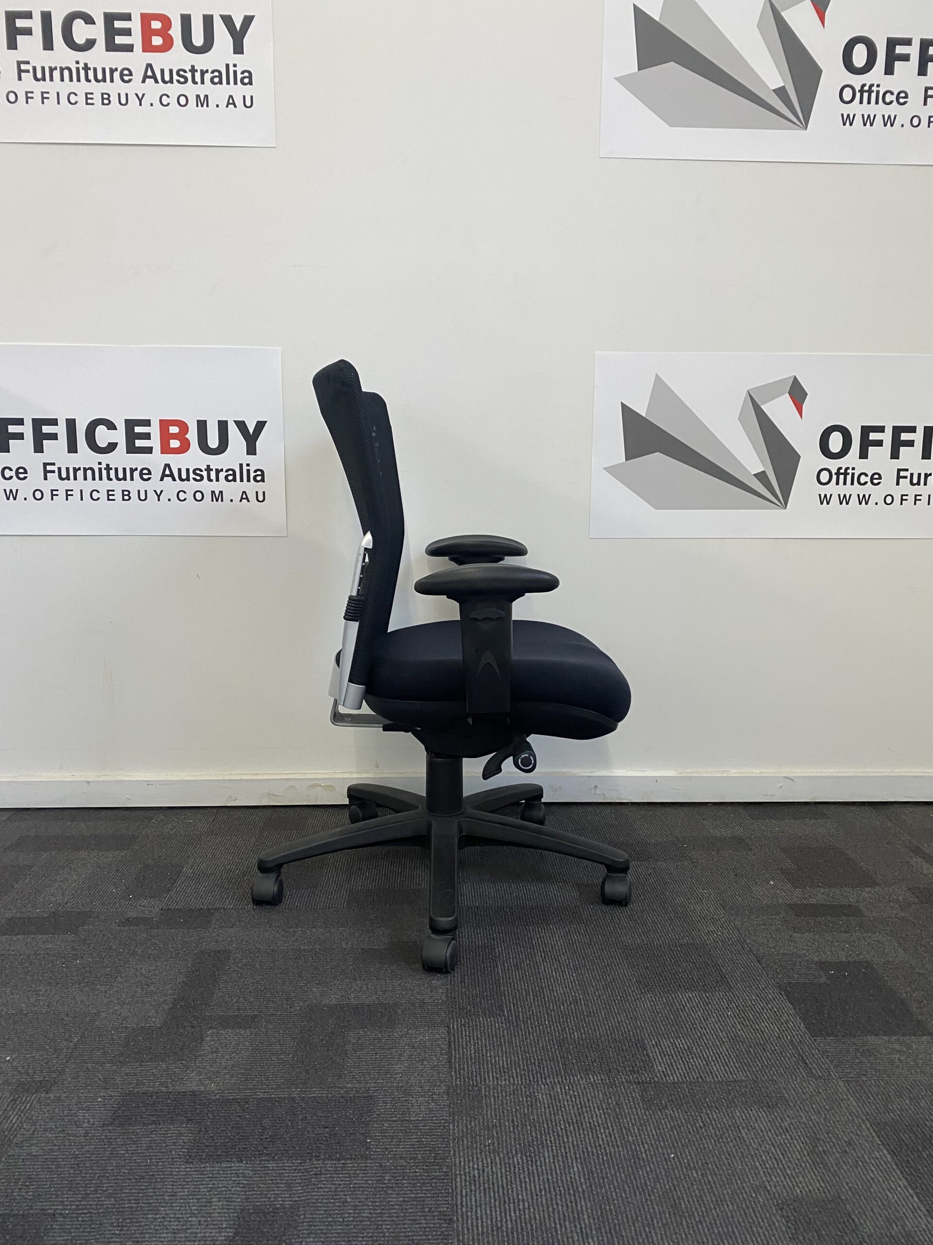 Second Hand High Back Ergonomic Chair with ArmsMesh Back with Extra